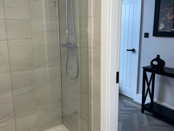 128 Anfield Road : photo 4 de la chambre chambre lits jumeaux spacieuse