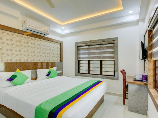 Treebo Love Shore Residency, Near Lakeshore Hospital : photo 3 de la chambre chambre double supérieure