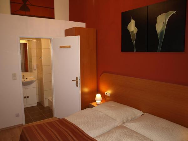 Hotel Liechtenstein Apartments II : photo 2 de la chambre chambre double