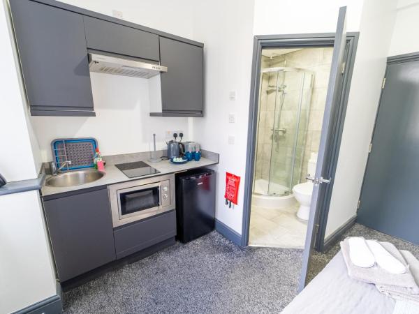 FREE PARKING Cosy Studios close to city and QE and UOB! : photo 5 de la chambre studio