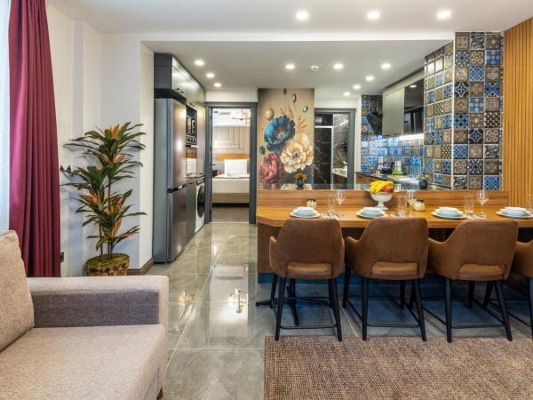 Baymari Suites Design Florya : photo 6 de la chambre appartement 1 chambre de luxe avec accès à la piscine