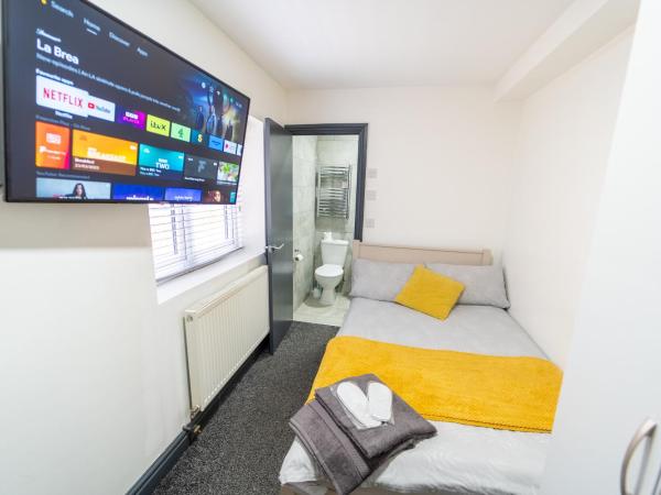 FREE PARKING Cosy Studios close to city and QE and UOB! : photo 2 de la chambre studio