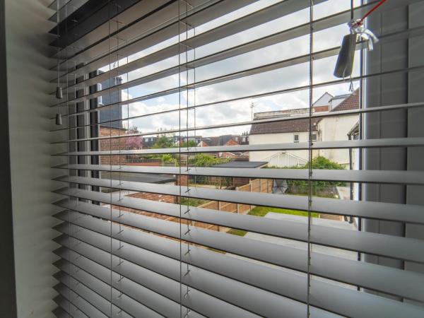 FREE PARKING Cosy Studios close to city and QE and UOB! : photo 9 de la chambre studio