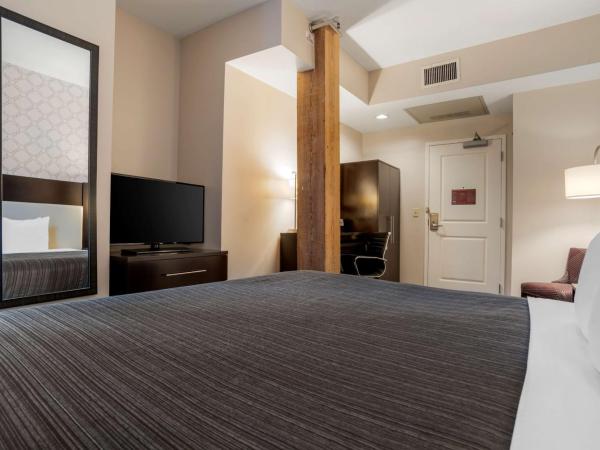 Best Western Plus St. Christopher Hotel : photo 3 de la chambre chambre lit queen-size 