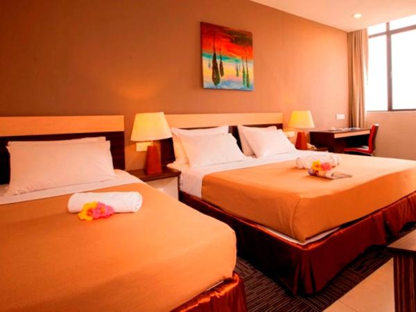 LEO Express Hotel : photo 2 de la chambre chambre triple deluxe