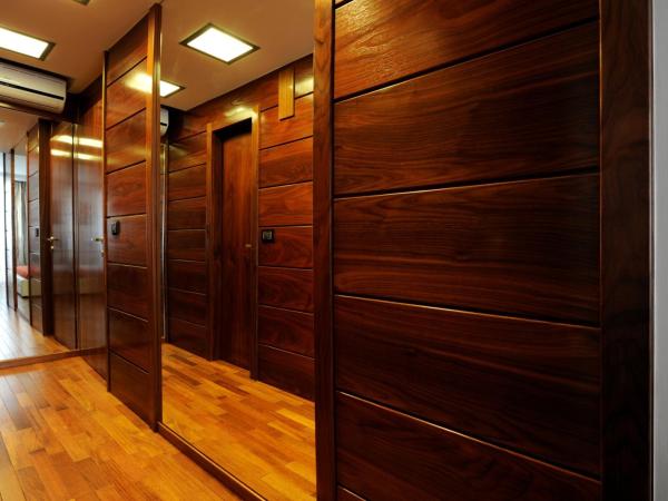 Main Street Studio and Rooms : photo 2 de la chambre chambre double deluxe avec douche