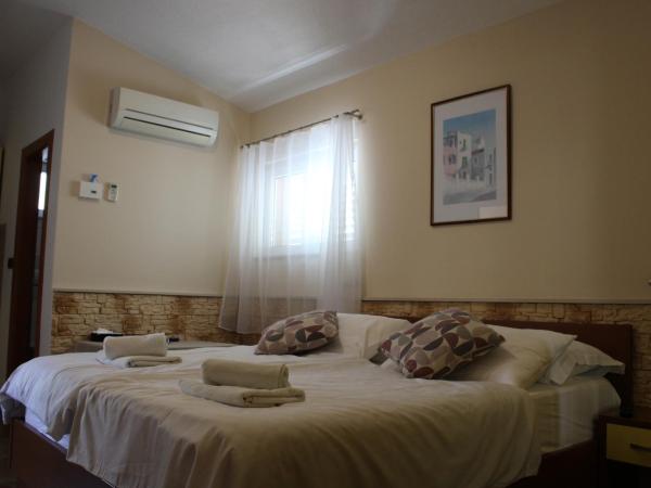 Dalmacija : photo 5 de la chambre chambre double deluxe avec balcon