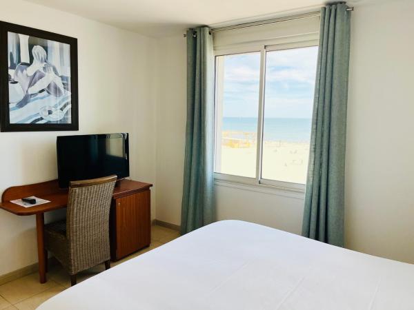 Les Alizes : photo 7 de la chambre chambre double ou lits jumeaux - vue sur mer