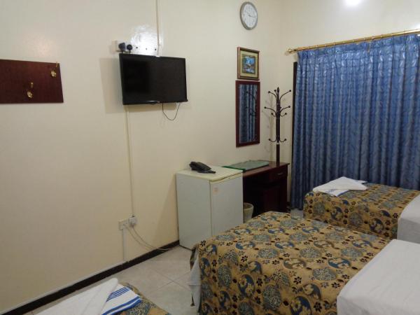 Deira Palace Hotel : photo 4 de la chambre chambre triple standard