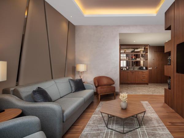 Lionel Hotel Istanbul : photo 5 de la chambre suite lit king-size