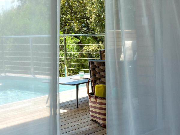SWIM LODGE HOTEL Piscine privée ou Jacuzzi privé : photo 7 de la chambre suite prestige avec piscine privée