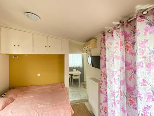 Private Apt. Acropolis View. Top Floor. Koukaki : photo 1 de la chambre chambre double Économique