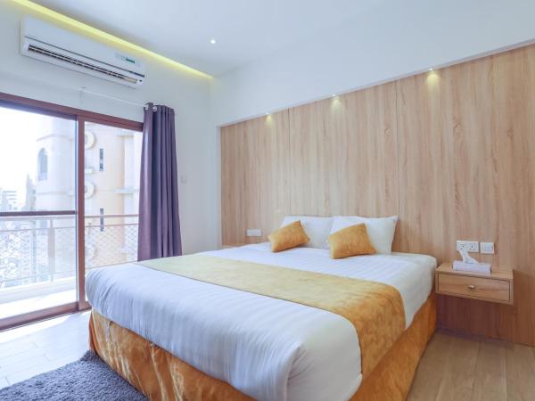 24 Gold Hotel : photo 5 de la chambre chambre lit king-size