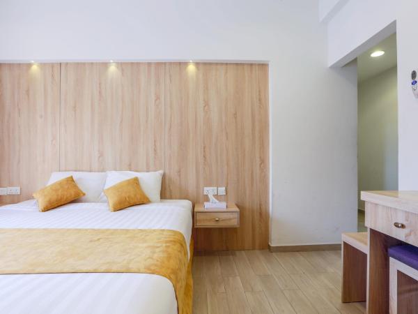 24 Gold Hotel : photo 6 de la chambre chambre lit king-size