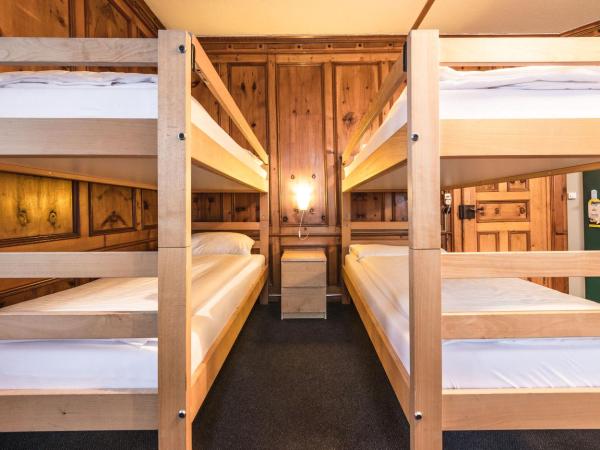 Hotel Montana by Mountain Hotels : photo 1 de la chambre chambre quadruple avec douche