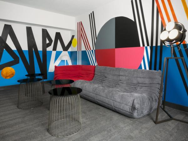 Studio Allston Hotel Boston : photo 6 de la chambre suite reel countdown movie