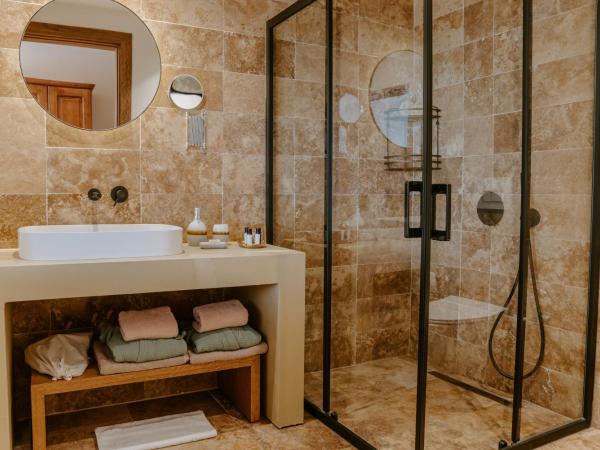 Çiy Restaurant & Konukevi : photo 3 de la chambre chambre double avec balcon - vue sur mer