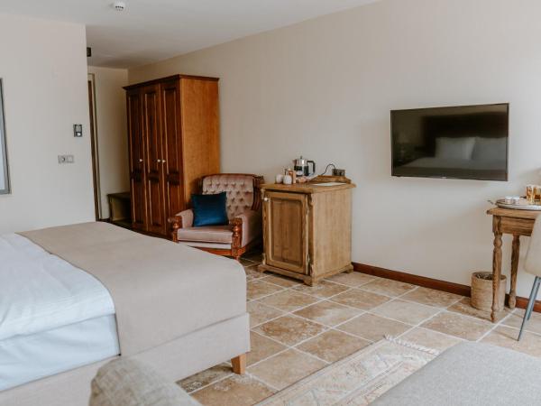 Çiy Restaurant & Konukevi : photo 2 de la chambre chambre double avec balcon - vue sur mer