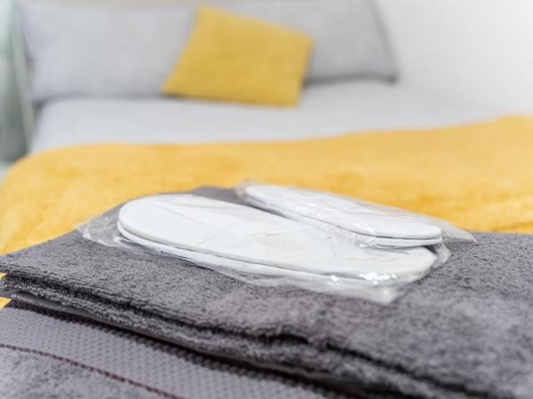 FREE PARKING Cosy Studios close to city and QE and UOB! : photo 9 de la chambre chambre double