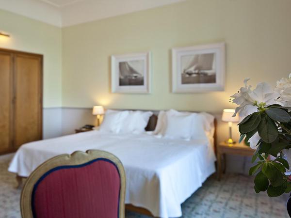 Regina Isabella-Resort Spa Restaurant : photo 10 de la chambre chambre double ou lits jumeaux supérieure avec balcon - vue sur mer