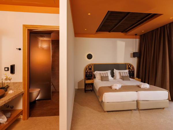 Palmera Beach Hotel & Spa - Adults Only : photo 3 de la chambre chambre premium avec hammam et jacuzzi