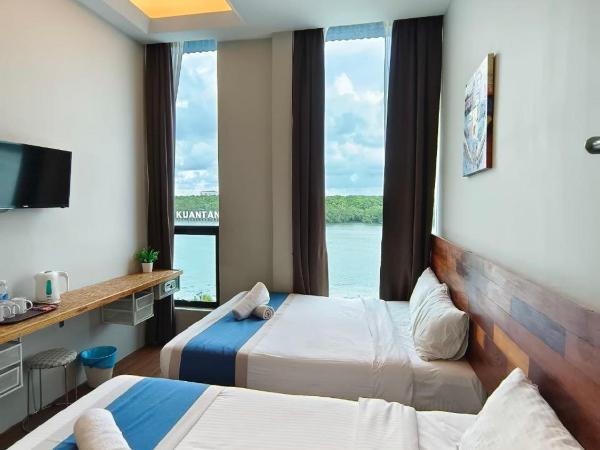 The Riverbank Hotel By MRVJ Business : photo 7 de la chambre suite familiale