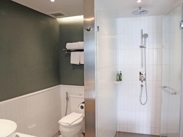 The Quarter Chaophraya by UHG : photo 6 de la chambre hébergement supérieur lit king-size avec balcon