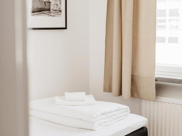 Norrland YMCA Hostel Umeå : photo 2 de la chambre chambre simple avec salle de bains commune