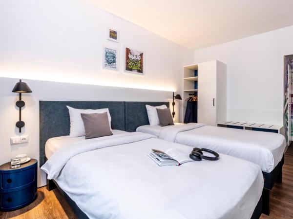 ibis Styles Hamburg Alster City : photo 9 de la chambre chambre lits jumeaux