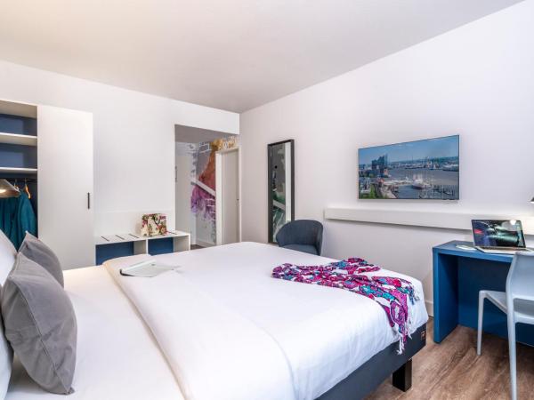 ibis Styles Hamburg Alster City : photo 10 de la chambre chambre double avec lit queen-size