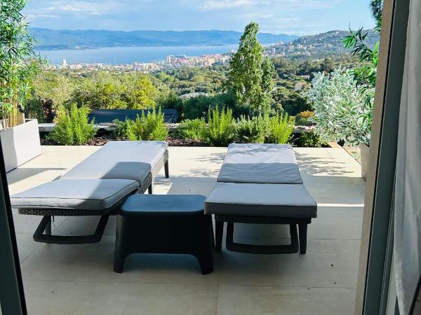 CASA LC chambre2 vue Mer Jacuzzi : photo 3 de la chambre chambre double - vue sur mer