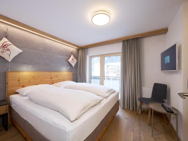 Aparthotel Grischuna : photo 2 de la chambre chambre simple avec douche 