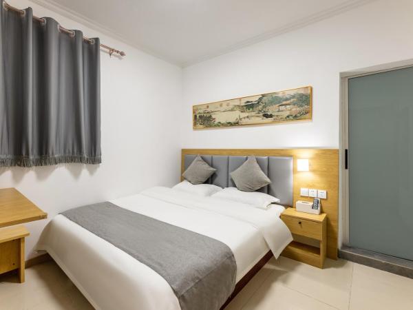 Happy Dragon Hotel - close to Forbidden City&Wangfujing Street&free coffee &English speaking,Newly renovated with tour service : photo 1 de la chambre small double room（no window）
