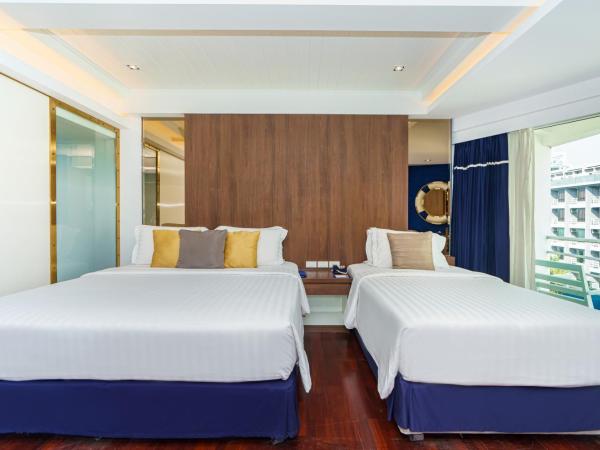 A-One The Royal Cruise Hotel Pattaya - SHA Extra Plus : photo 2 de la chambre chambre familiale