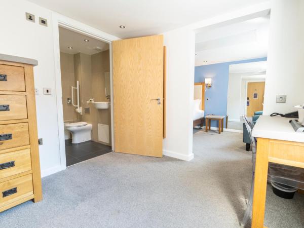 The Waterside Hotel and Leisure Club : photo 5 de la chambre chambre lit king-size deluxe