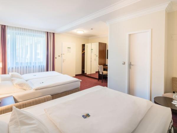 Best Western Hotel Hamburg International : photo 2 de la chambre chambre familiale 
