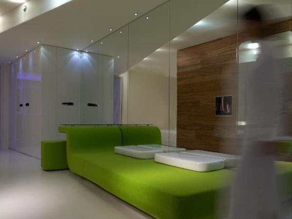 i-Suite Hotel : photo 5 de la chambre suite supérieure - vue sur mer