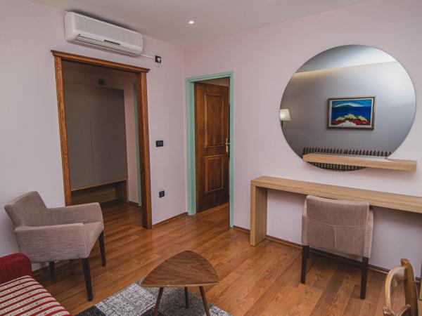 Hotel Nostromo : photo 3 de la chambre suite avec balcon