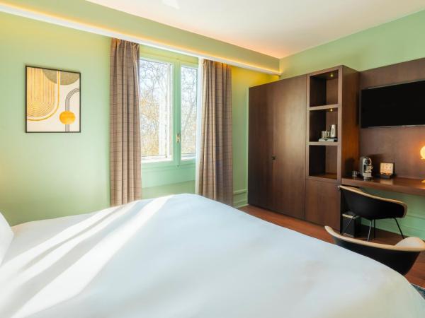 Le Splendid Hotel Lac D'Annecy - Handwritten Collection : photo 2 de la chambre chambre double supérieure - côté lac