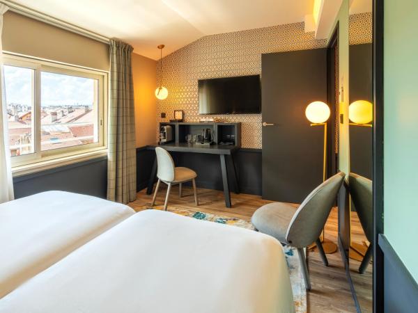 Le Splendid Hotel Lac D'Annecy - Handwritten Collection : photo 9 de la chambre chambre lits jumeaux supérieure