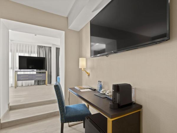 Hotel Zentral Ramiro I Oviedo : photo 6 de la chambre suite junior