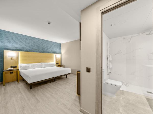 Hotel Zentral Ramiro I Oviedo : photo 3 de la chambre suite junior