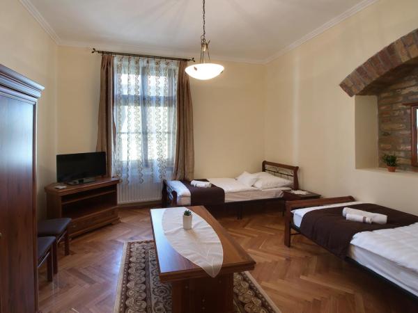 Csanabella House : photo 1 de la chambre chambre lits jumeaux