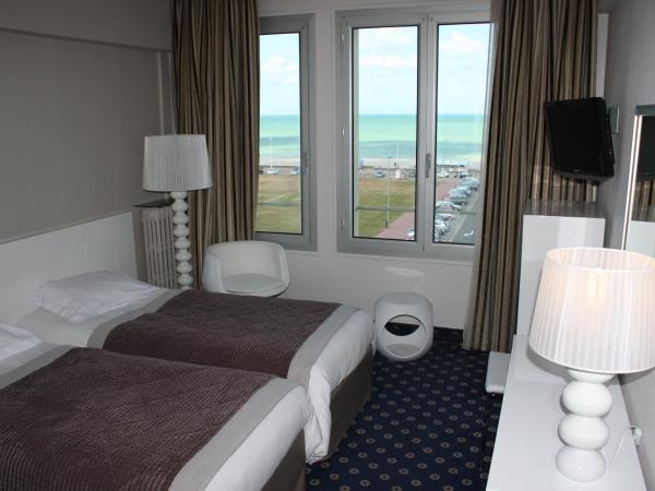 Hotel Aguado : photo 3 de la chambre chambre lits jumeaux - vue sur mer