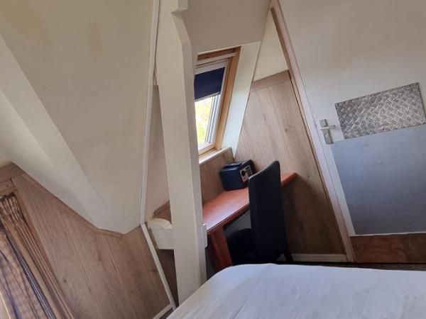 Hotel Isis : photo 2 de la chambre petite chambre simple