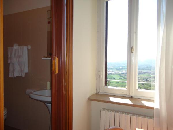 Hotel Sacro Cuore : photo 2 de la chambre chambre triple avec vue