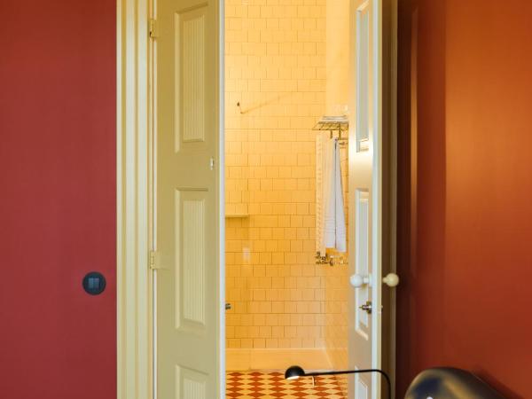 Menina Colina Guesthouse : photo 4 de la chambre chambre double confort