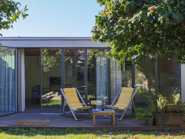 Menina Colina Guesthouse : photo 3 de la chambre maison jardin