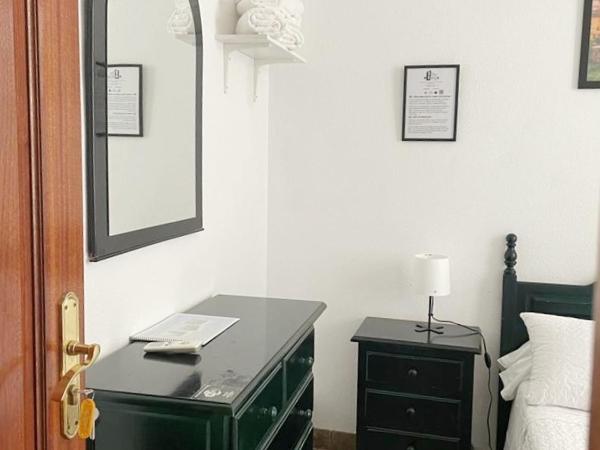 Apartamento El Duque - Plaza de las Tendillas : photo 4 de la chambre chambre double avec salle de bains commune