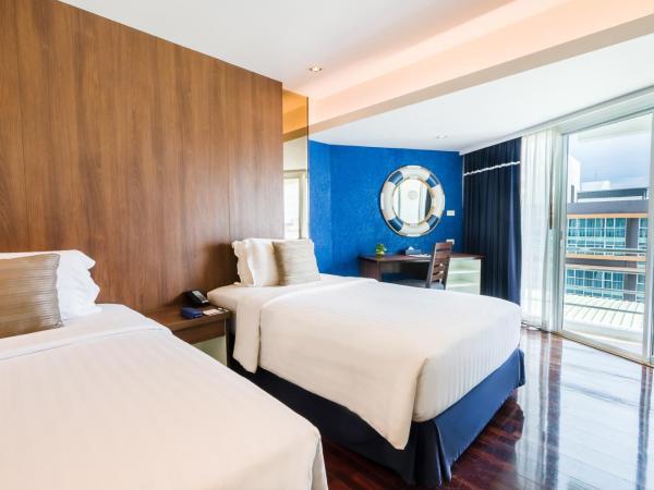 A-One The Royal Cruise Hotel Pattaya - SHA Extra Plus : photo 3 de la chambre chambre lits jumeaux deluxe